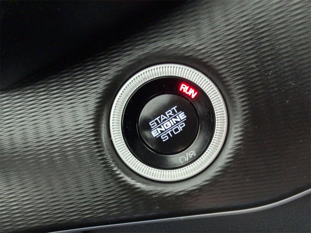 Certified 2024 Jeep Grand Cherokee L Laredo image 20