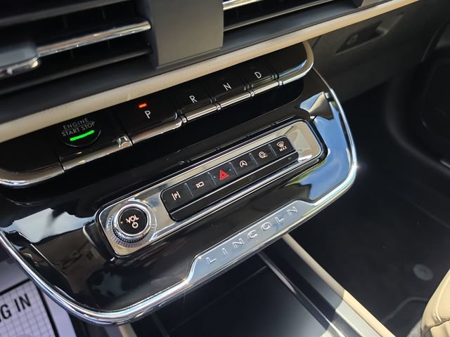 Used 2025 Lincoln Corsair FWD w/ Equipment Group 101A image 24