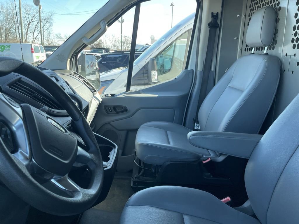 Used 2019 Ford Transit 250 148 Medium Roof image 3