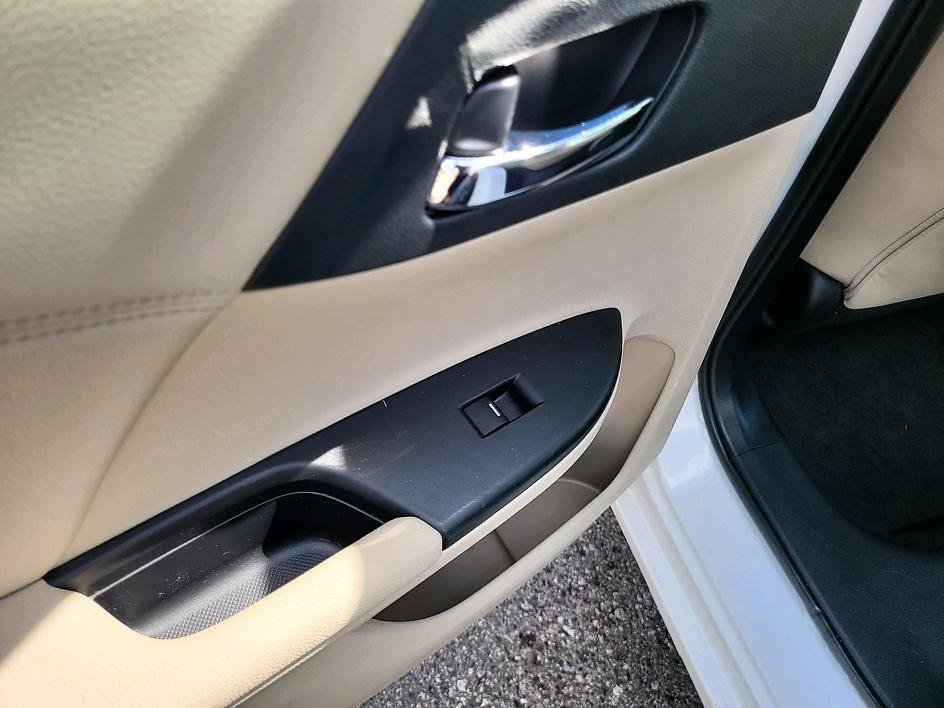 Used 2017 Honda Accord EX-L image 30