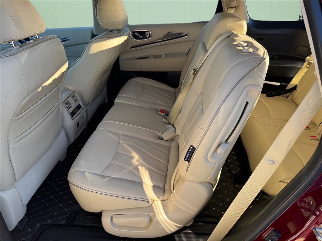 Used 2019 INFINITI QX60 Luxe w/ Essential Package image 11