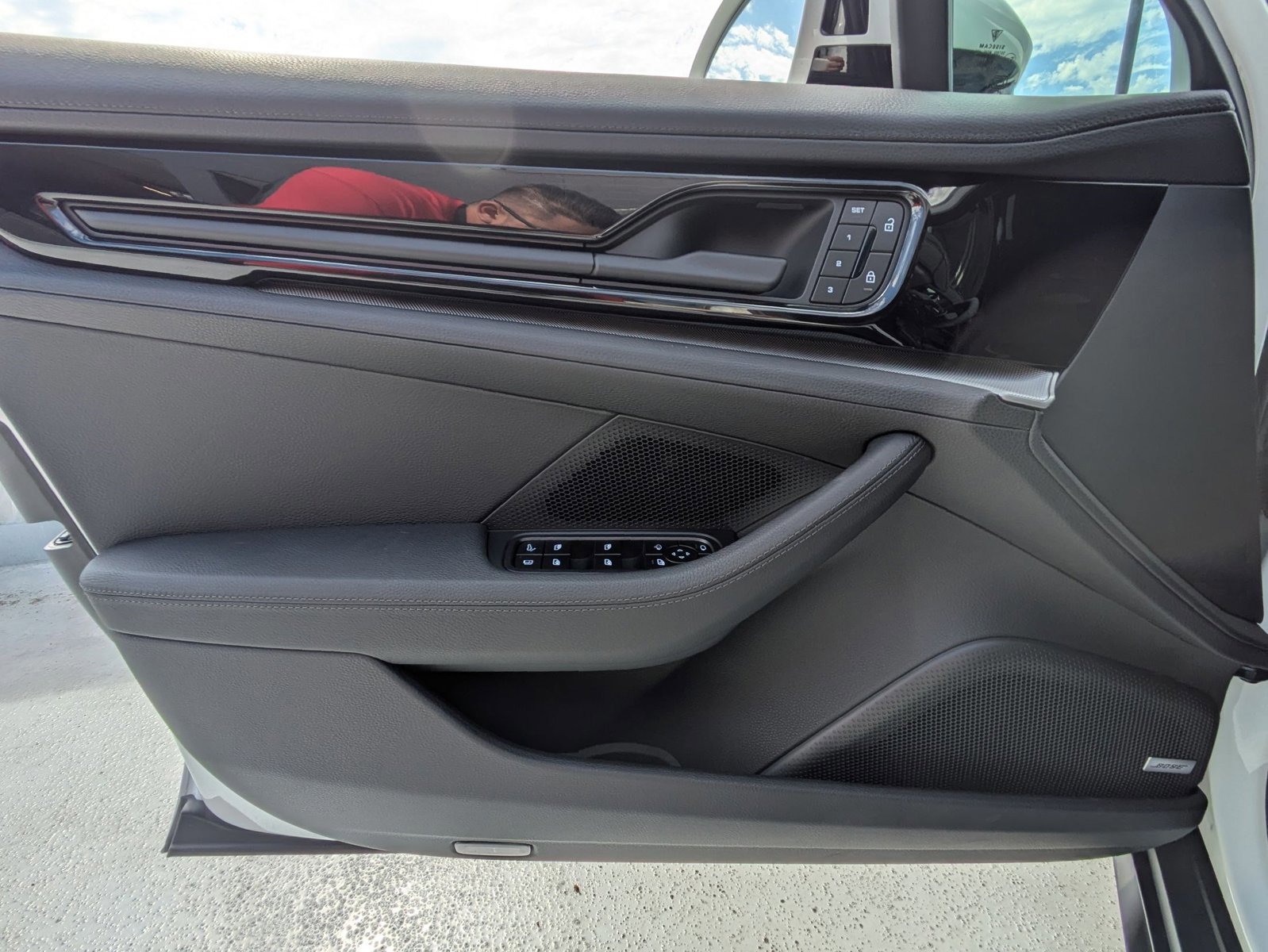 New 2025 Porsche Panamera 4 image 13