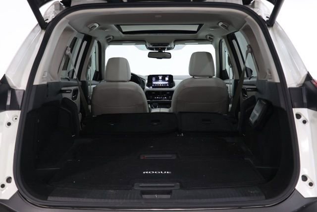 Used 2023 Nissan Rogue SL w/ SL Premium Package image 33