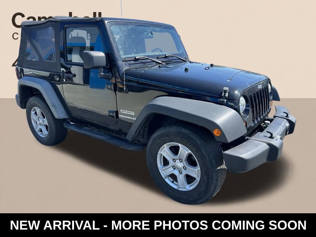 Used 2013 Jeep Wrangler Sport AWD/4WD image 7