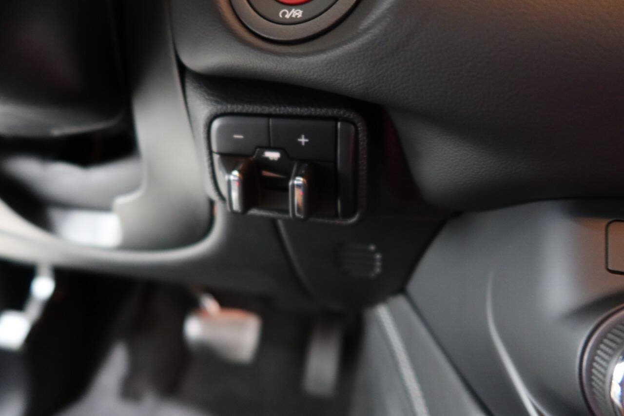 Used 2021 Dodge Durango SRT w/ Technology Group AWD/4WD image 29