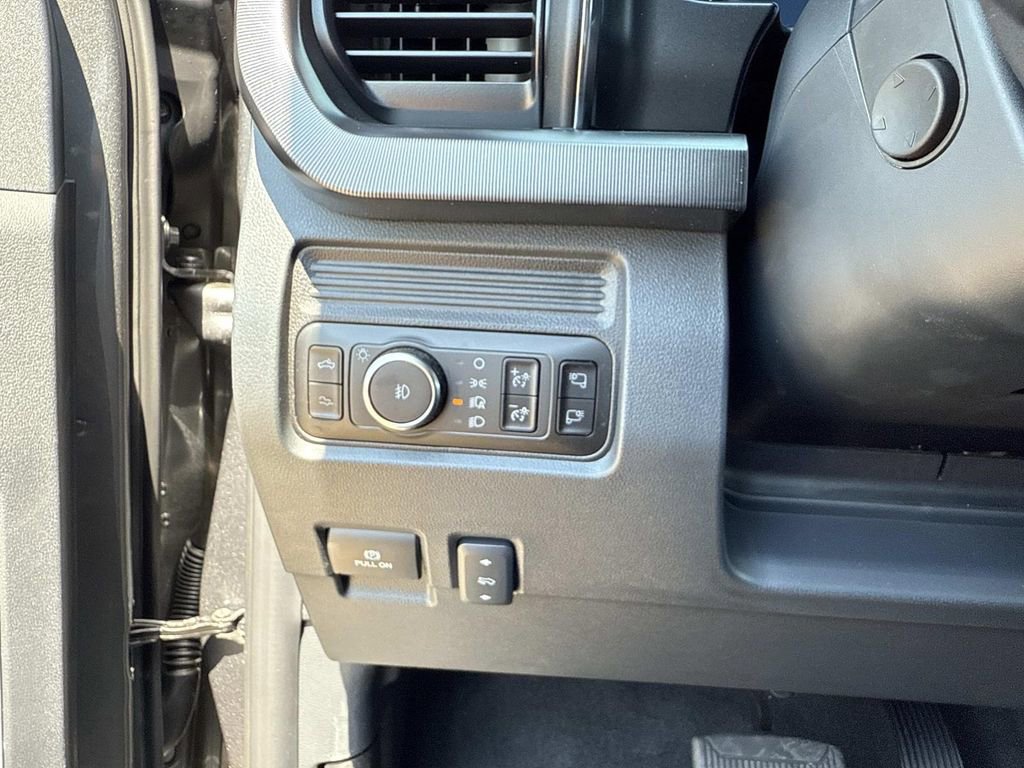 New 2026 Ford F250 Platinum image 16