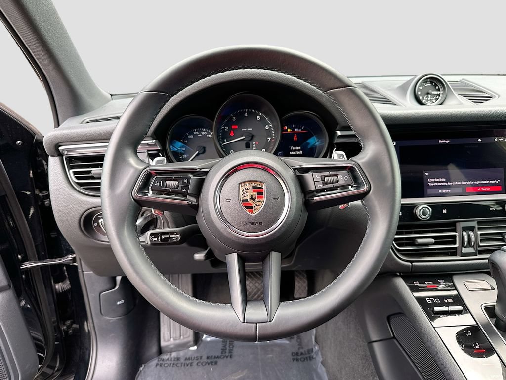 Certified 2023 Porsche Macan Turbo AWD/4WD image 12