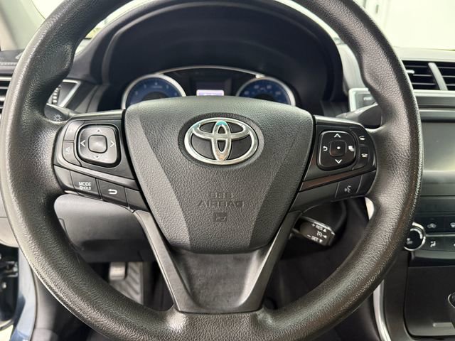 Used 2017 Toyota Camry LE FWD image 9