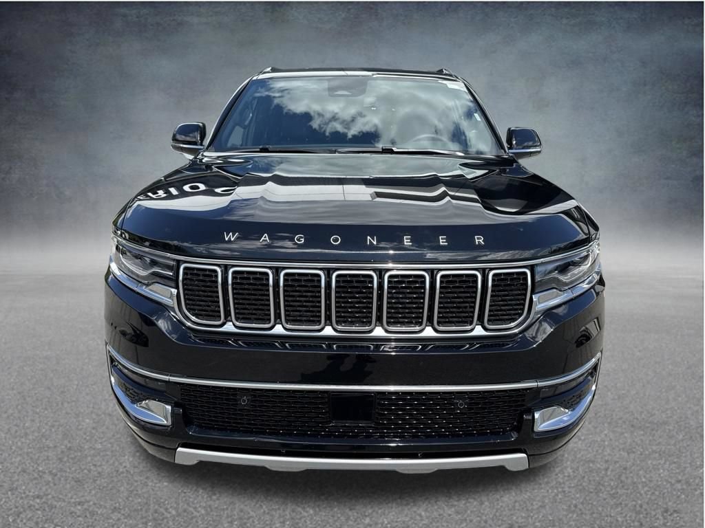 Used 2025 Jeep Wagoneer L Series II AWD/4WD image 9