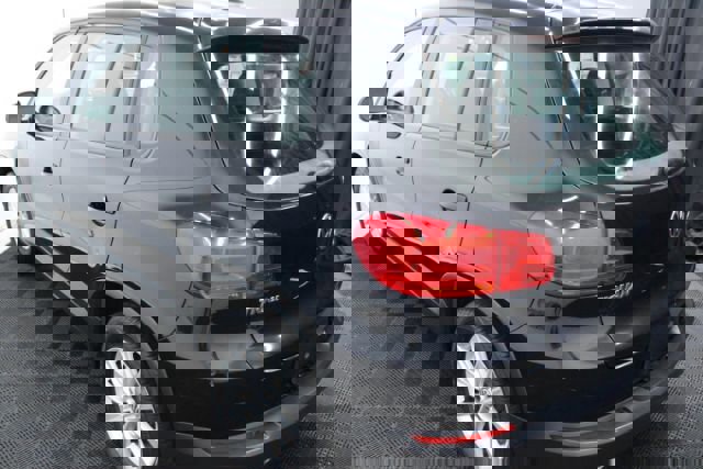 Used 2017 Volkswagen Tiguan Limited w/ Alloy Wheels Package image 8