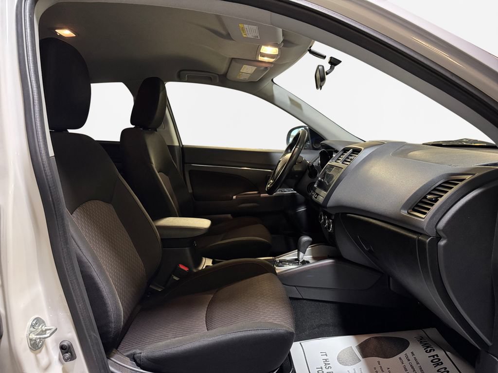 Used 2019 Mitsubishi Outlander Sport SE FWD image 26