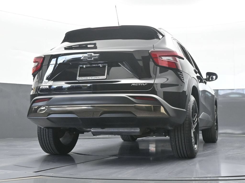 Used 2025 Chevrolet Trax ACTIV FWD image 57