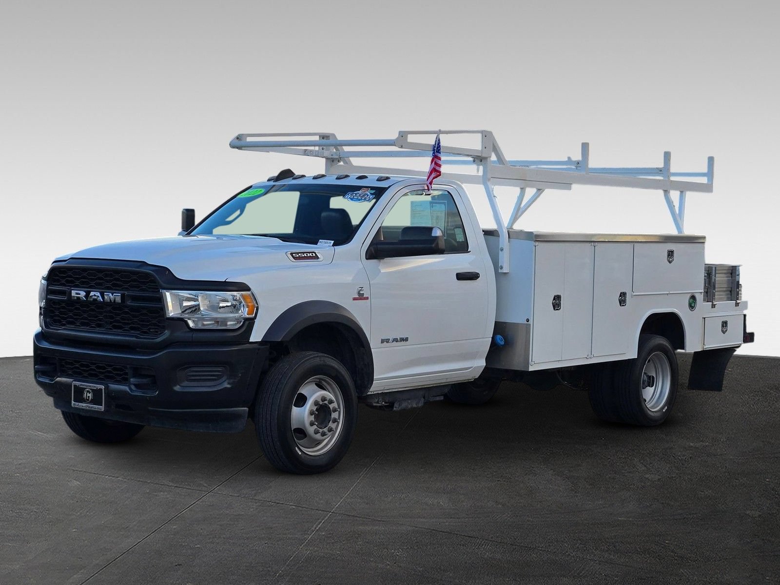 Used 2022 RAM 5500 Tradesman AWD/4WD image 8