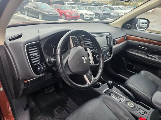 Used 2015 Mitsubishi Outlander GT image 13