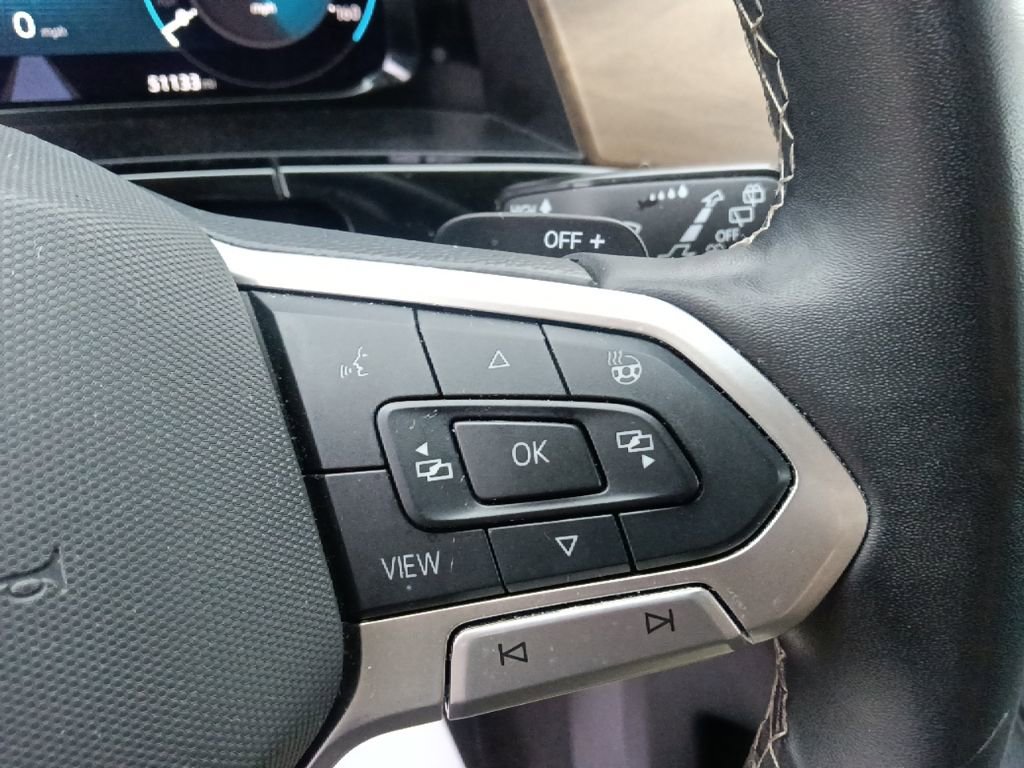 Used 2024 Volkswagen Atlas SE image 21