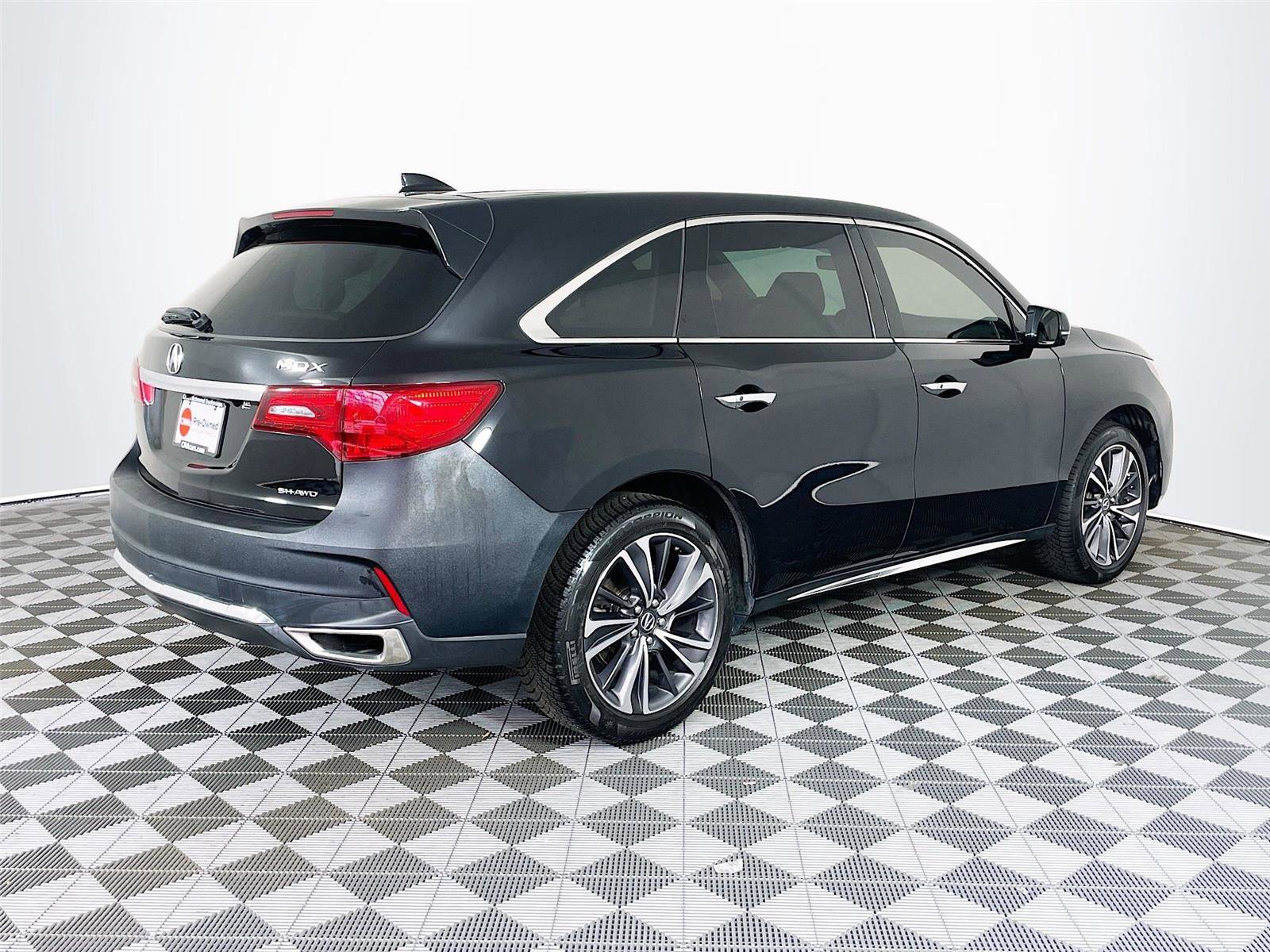 Used 2020 Acura MDX SH-AWD w/ Technology Package image 9