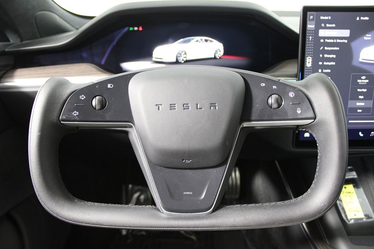 Used 2022 Tesla Model S AWD/4WD image 14