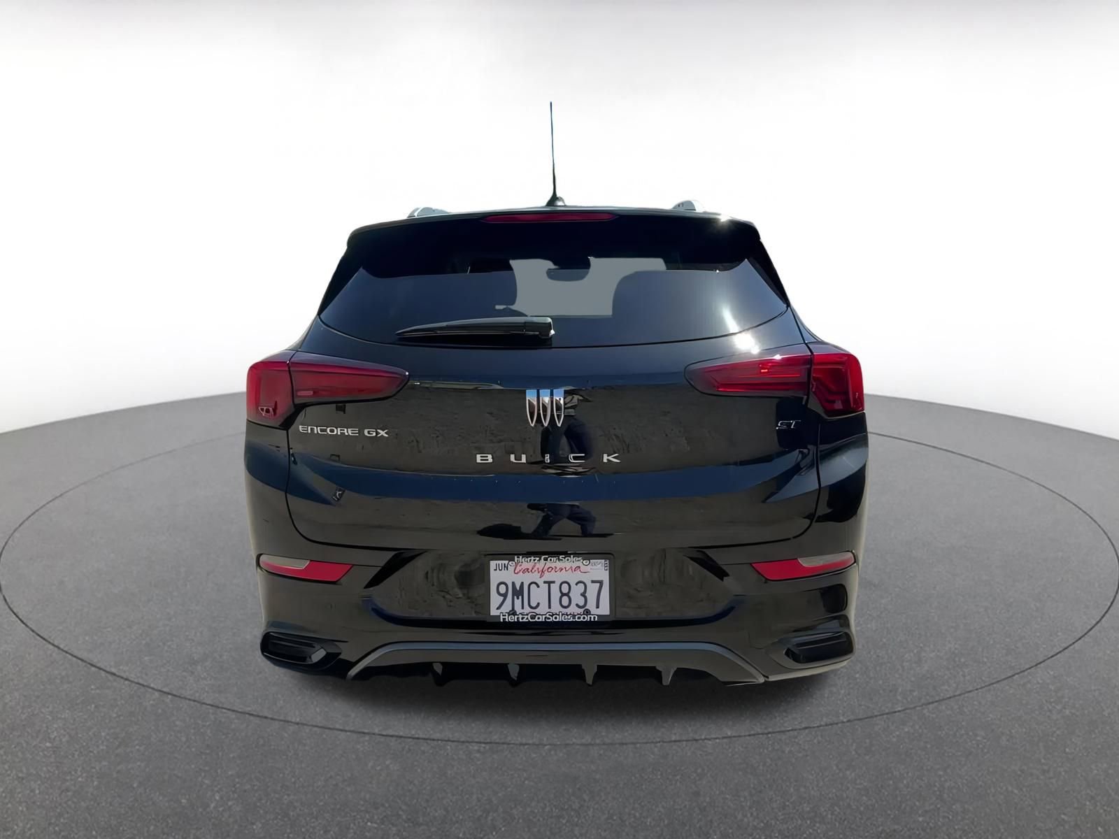 Used 2024 Buick Encore GX Sport Touring image 12