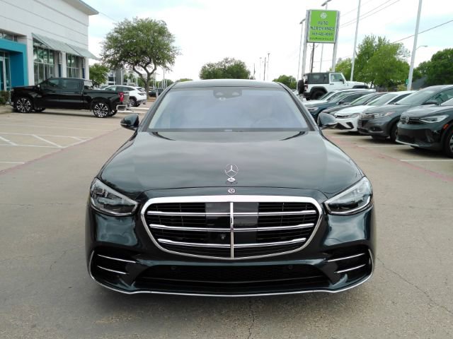 Used 2021 Mercedes-Benz S 580 4MATIC Sedan image 3