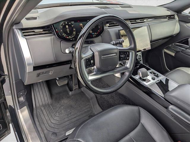 Used 2023 Land Rover Range Rover SE image 9