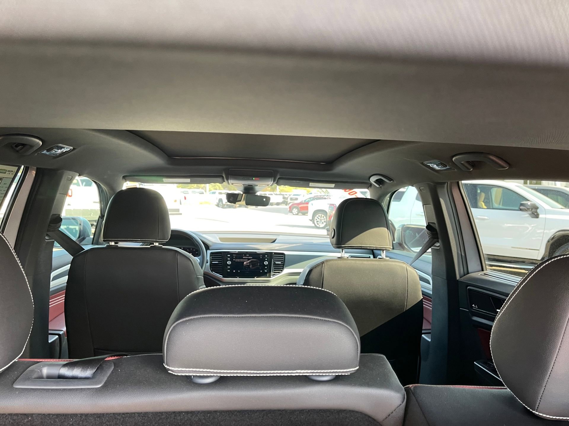 Used 2023 Volkswagen Atlas Cross Sport SEL Premium R-Line image 24
