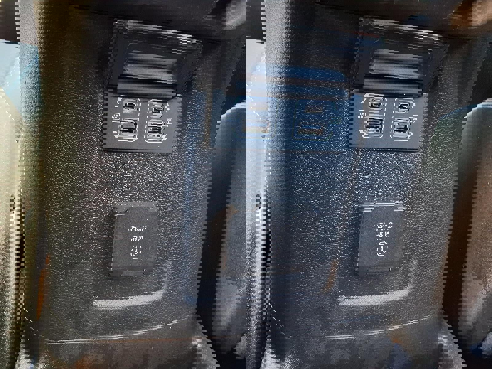 Used 2024 Jeep Wrangler Unlimited Rubicon 4xe w/ Technology Group image 19