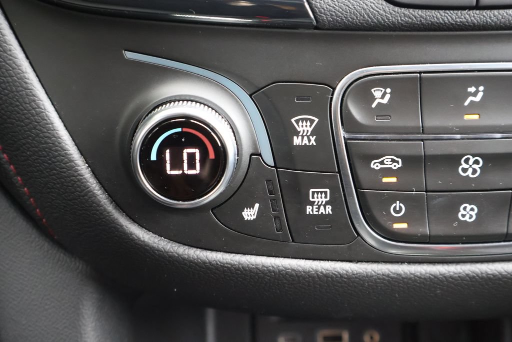Used 2024 Chevrolet Equinox RS FWD image 20