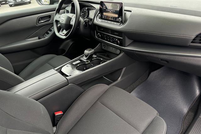 New 2026 Nissan Rogue S image 18