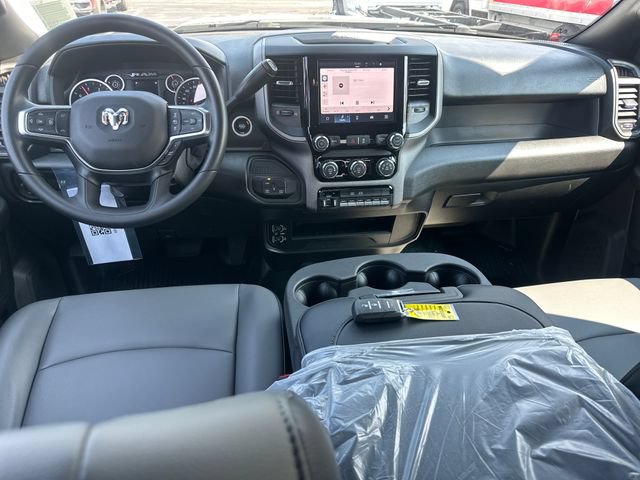 New 2026 RAM 5500 Tradesman w/ Chrome Appearance Group AWD/4WD image 17