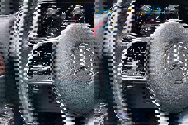 Certified 2022 Mercedes-Benz GLB 250 4MATIC image 14