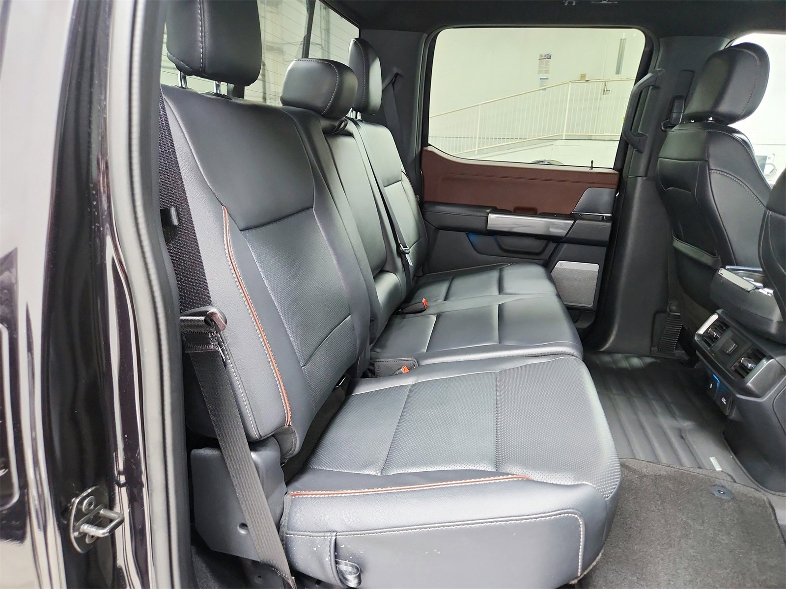 Used 2023 Ford F150 Lariat image 41