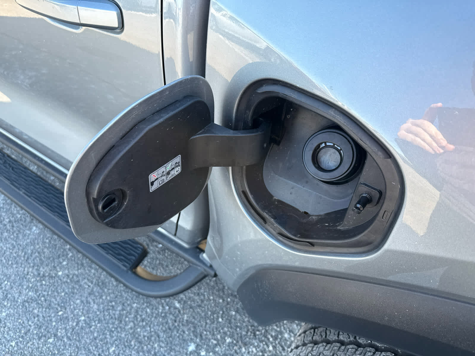 Used 2024 GMC Canyon Elevation w/ Elevation Premium Package image 10