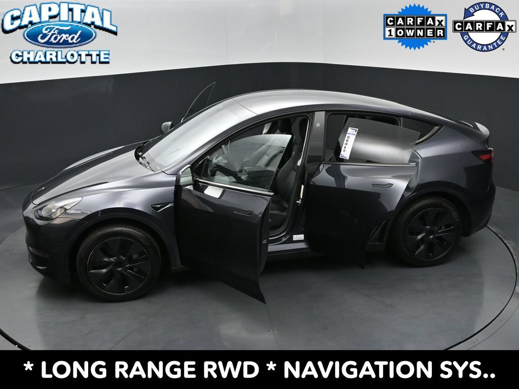 Used 2024 Tesla Model Y Long Range RWD image 31