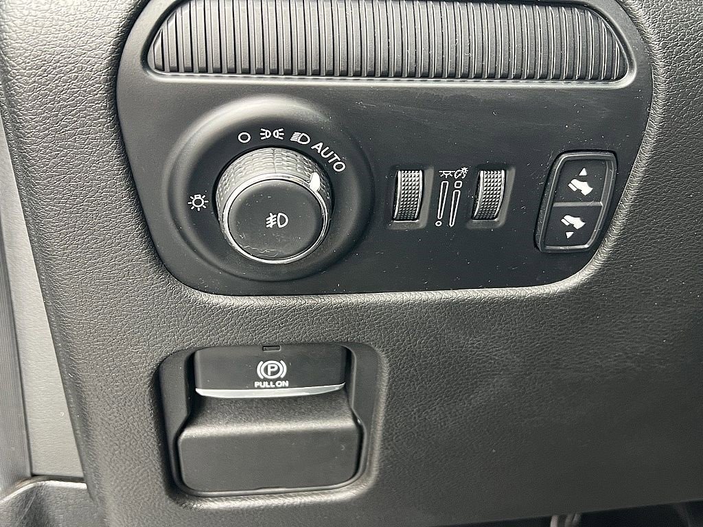 Used 2022 Jeep Wagoneer Series III image 22