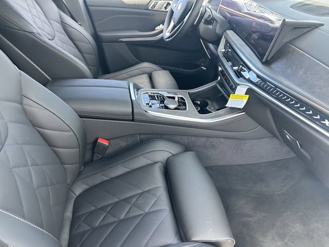 Used 2026 BMW X5 xDrive50e AWD/4WD image 12