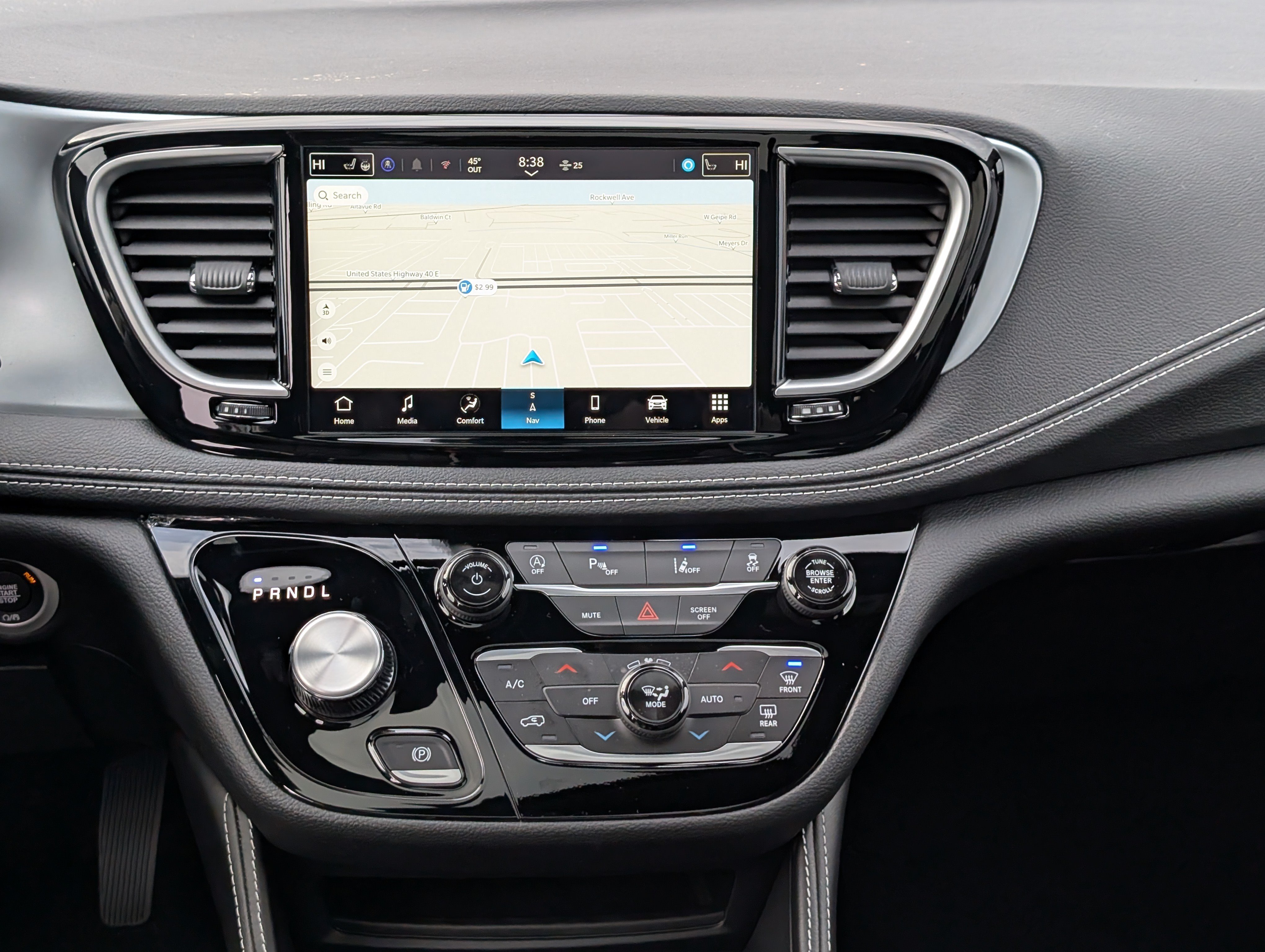New 2026 Chrysler Pacifica Limited AWD/4WD image 19