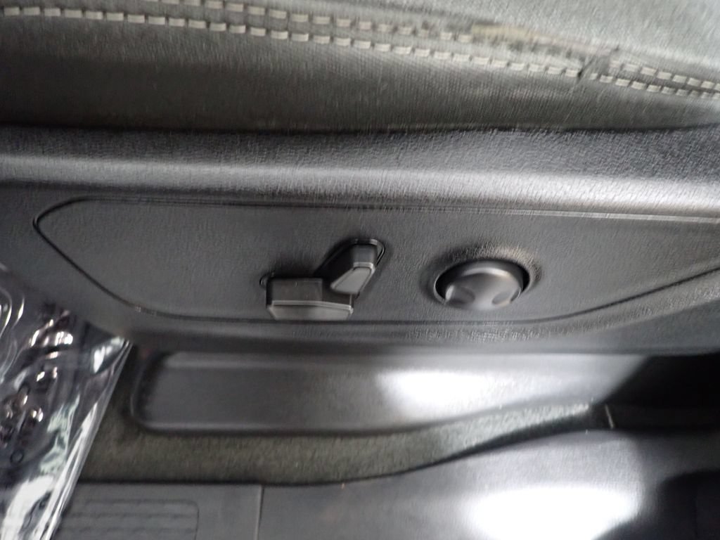 Used 2022 RAM 1500 Big Horn AWD/4WD image 19
