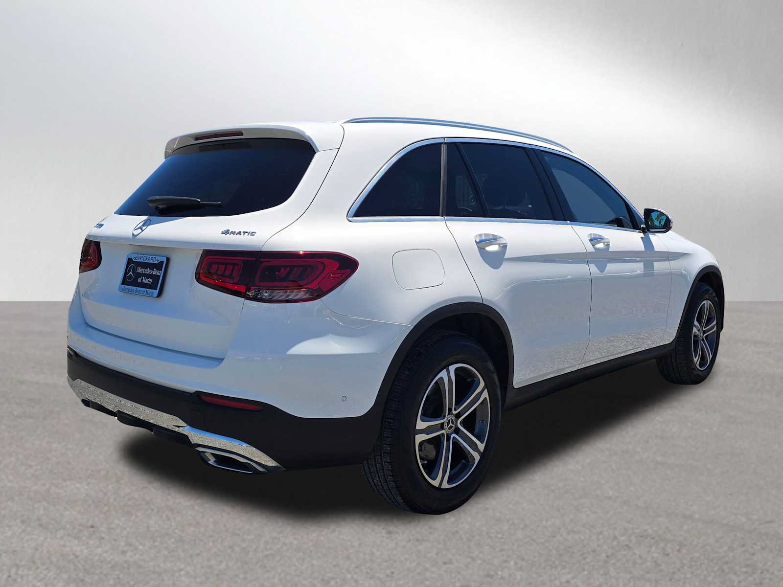 Used 2021 Mercedes-Benz GLC 300 4MATIC image 3
