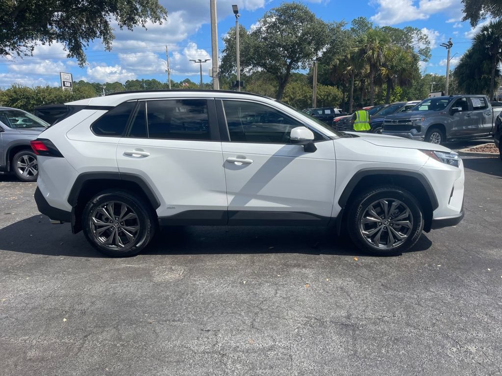 Used 2025 Toyota RAV4 XLE Premium w/ Weather Package AWD/4WD image 7