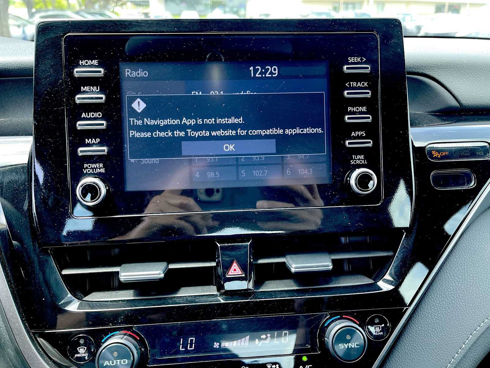 Used 2024 Toyota Camry LE FWD image 20