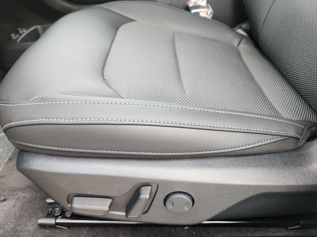 New 2026 Kia EV6 Light AWD/4WD image 7