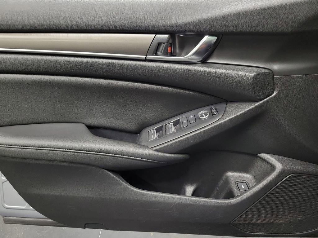 Used 2020 Honda Accord LX image 23