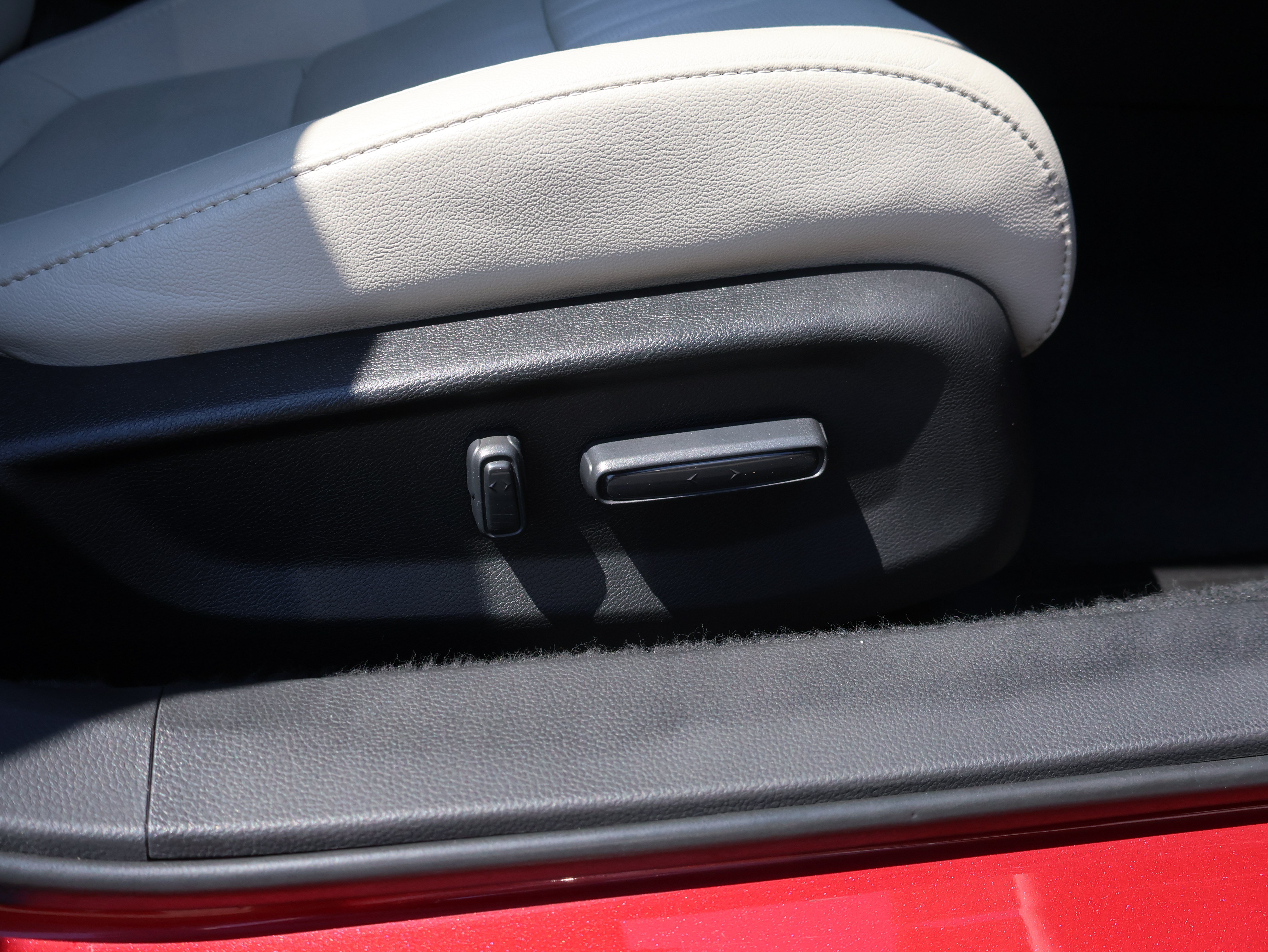 Used 2021 Honda Accord EX-L image 9