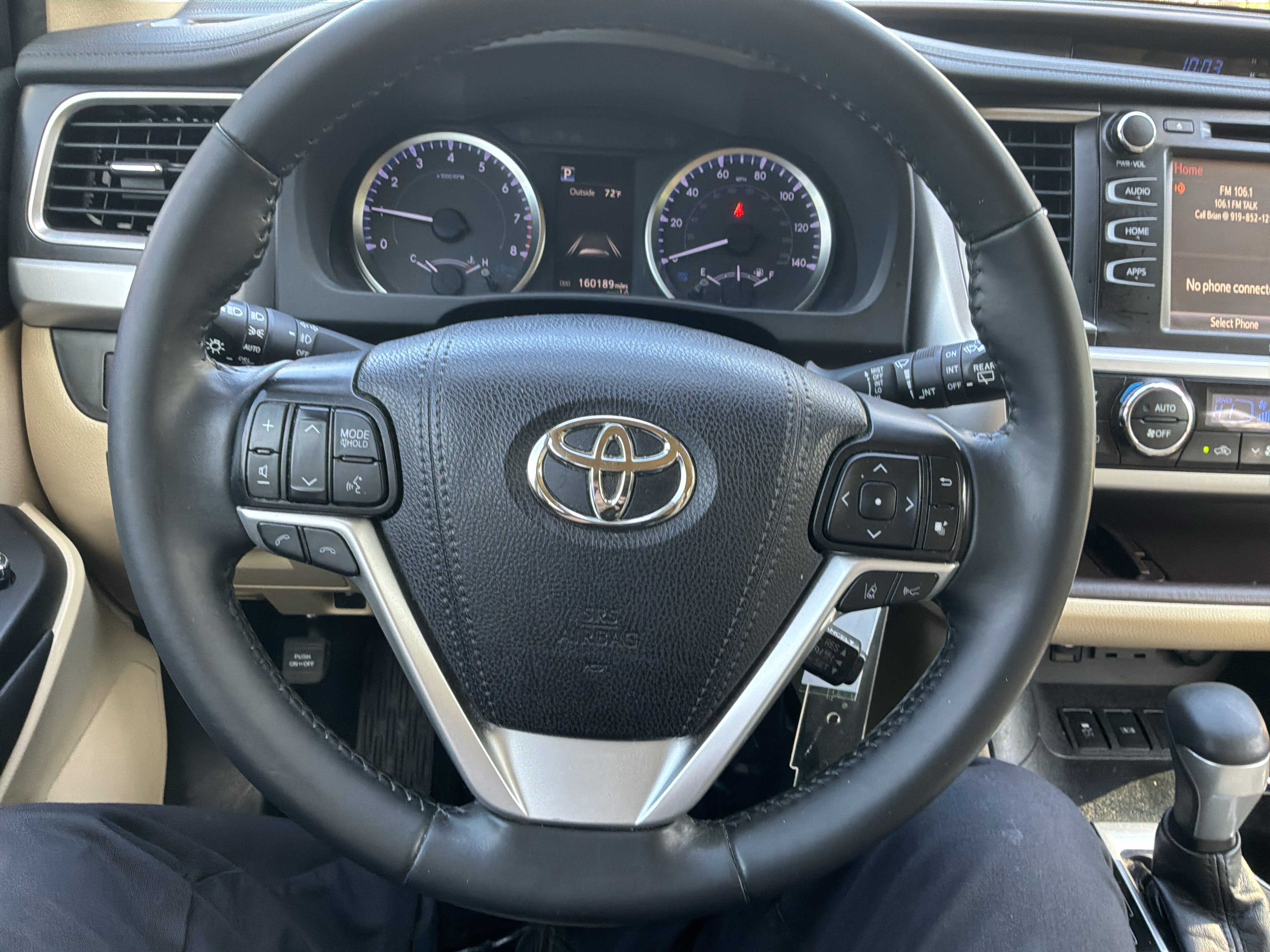 Used 2019 Toyota Highlander Plus FWD image 18