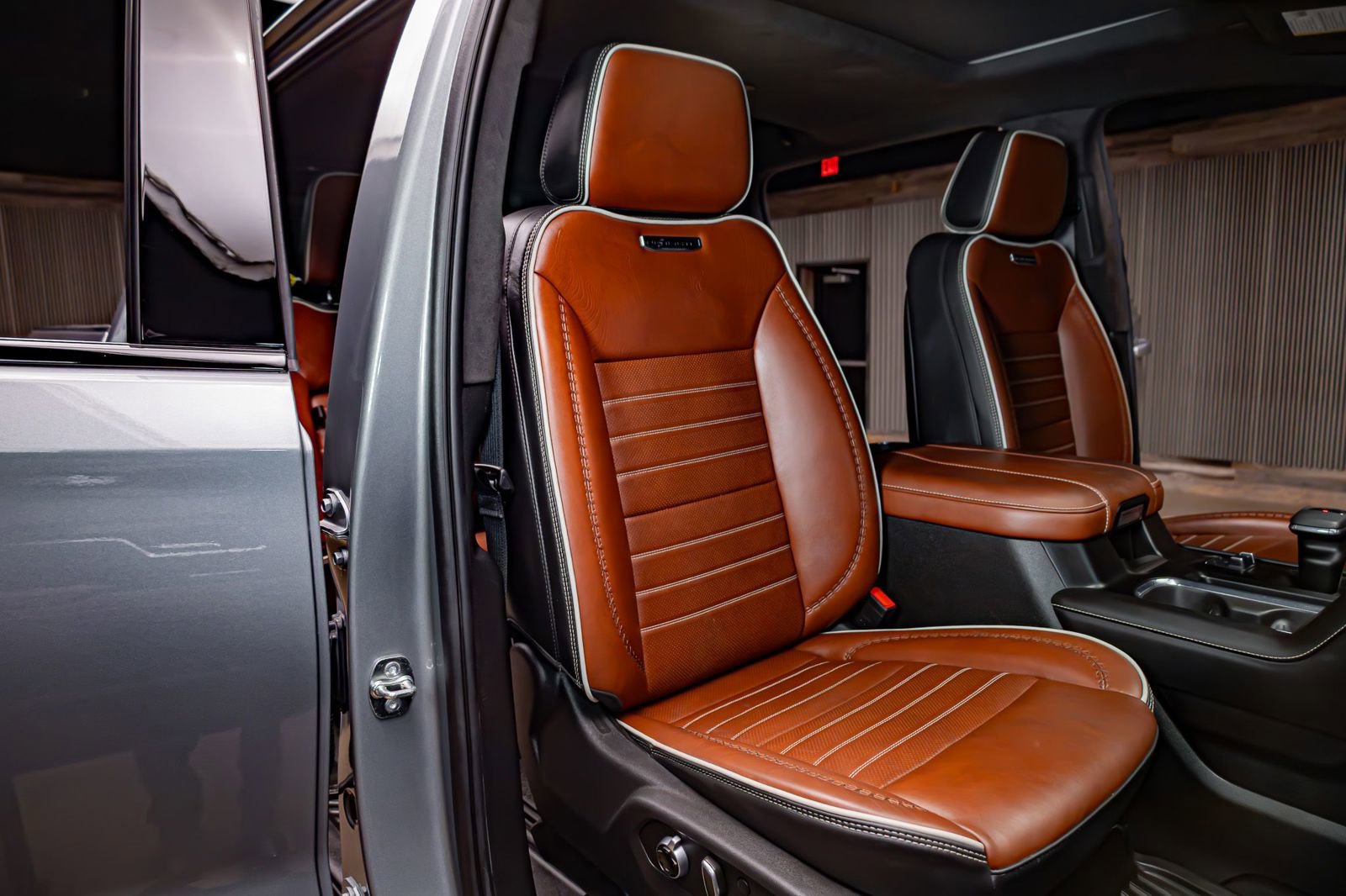 Used 2025 GMC Sierra 1500 Denali Ultimate image 29