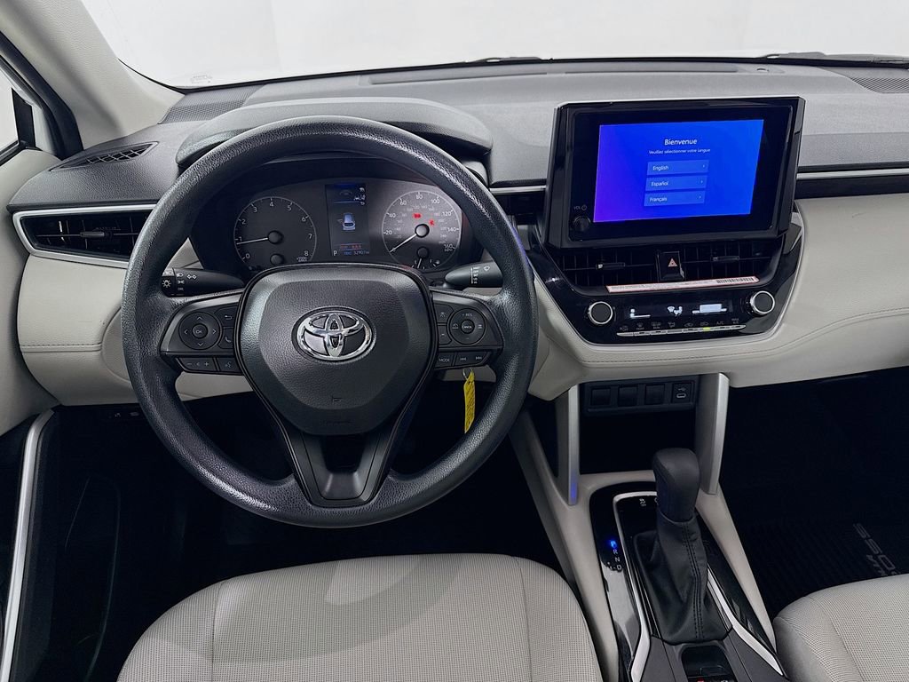 Certified 2024 Toyota Corolla Cross L image 23