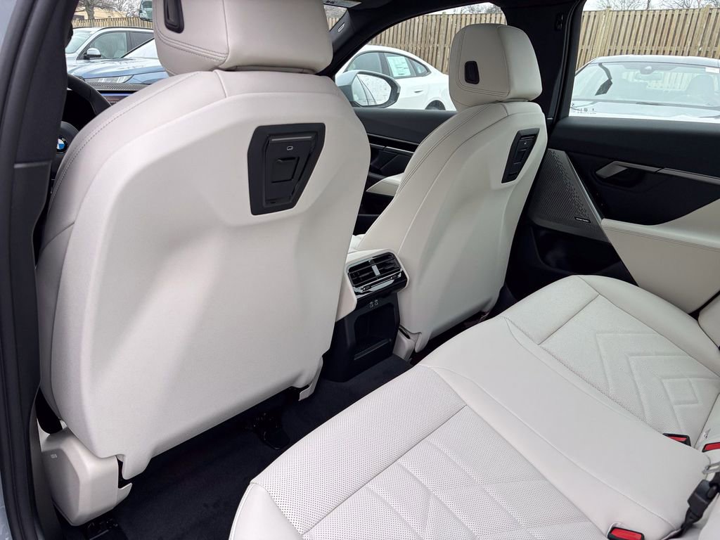 New 2026 BMW 530i xDrive w/ M Sport Package image 29