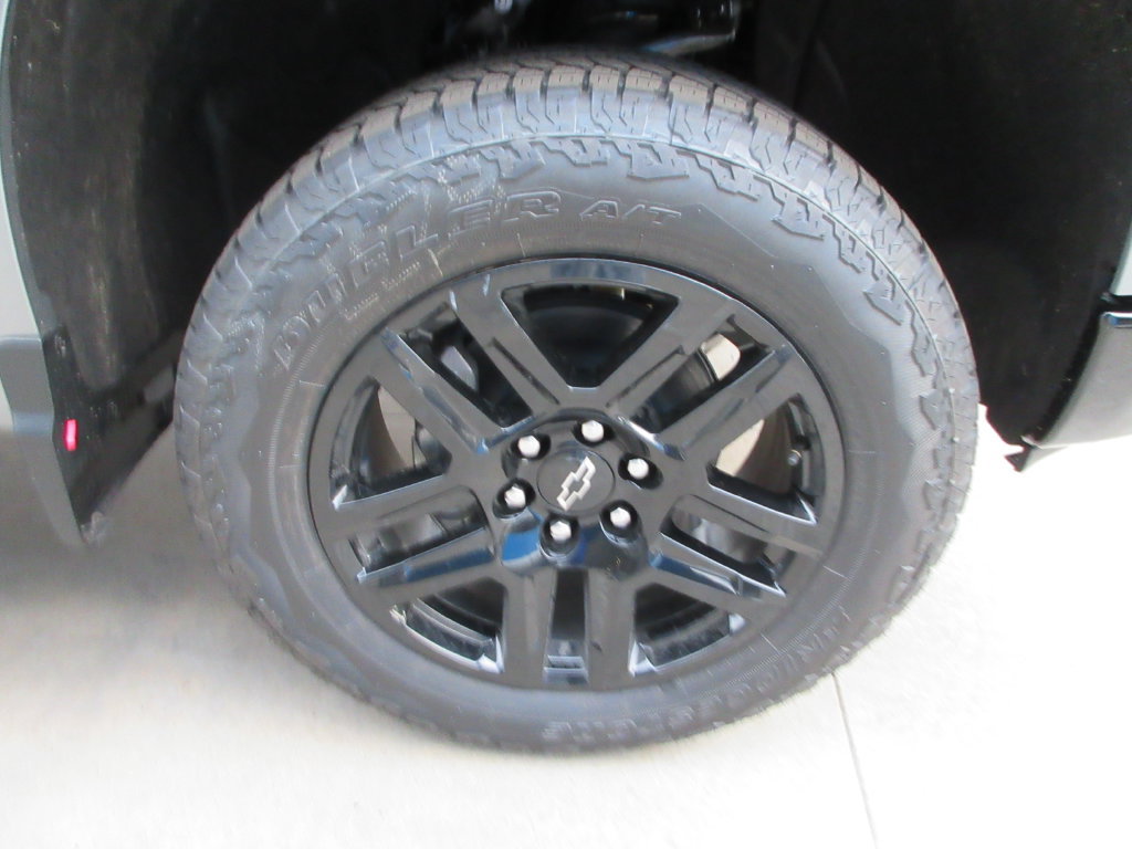 New 2026 Chevrolet Silverado 1500 LT Trail Boss w/ Dark Appearance Package AWD/4WD image 10