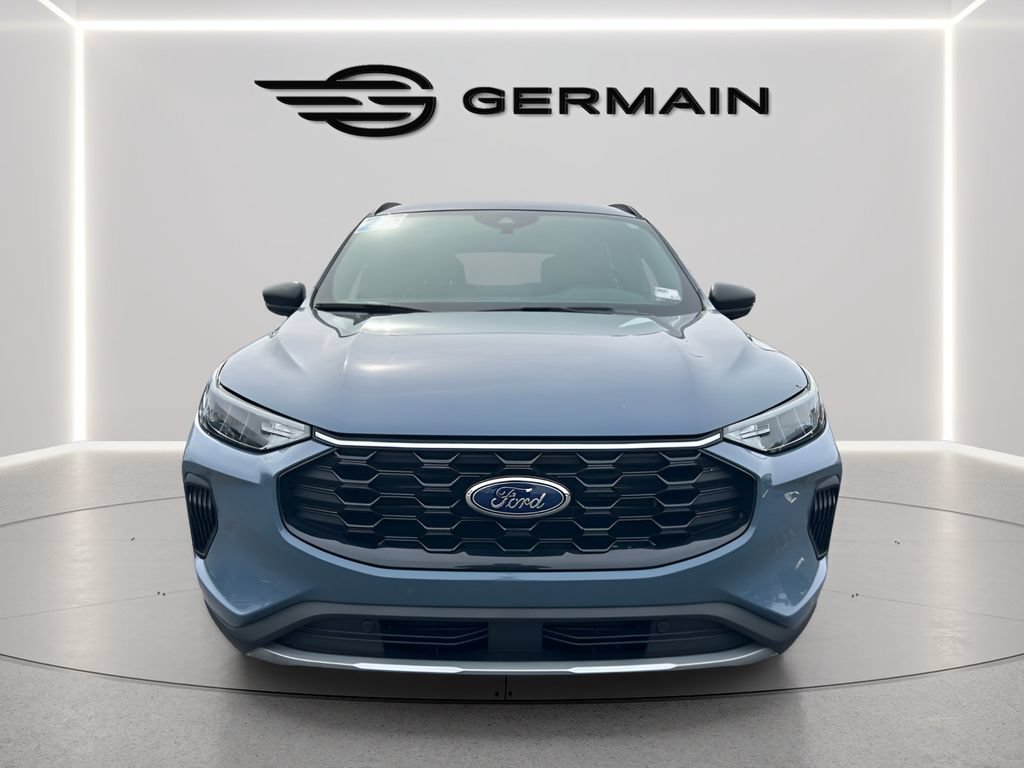 Certified 2025 Ford Escape ST-Line FWD image 2