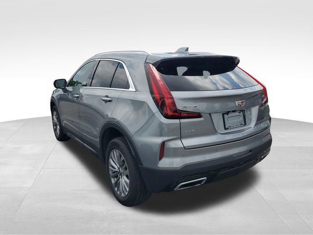 Used 2024 Cadillac XT4 Premium Luxury image 7